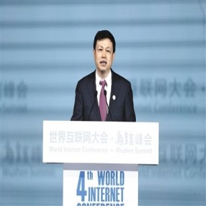 中国移动杨杰：以5G商用为契机 拥抱数字化转型大潮