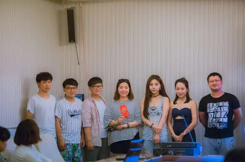 润企扬名日照团队游暨六月绩优员工表彰大会
