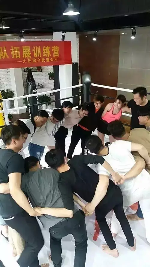 【团结▪拼搏】润扬精英团队拓展训练